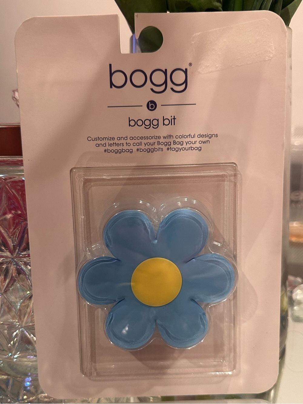 BOGG BAG Bit Blue Daisy Flower Charm Accessory NWT Beach Tote Hard to Find RARE